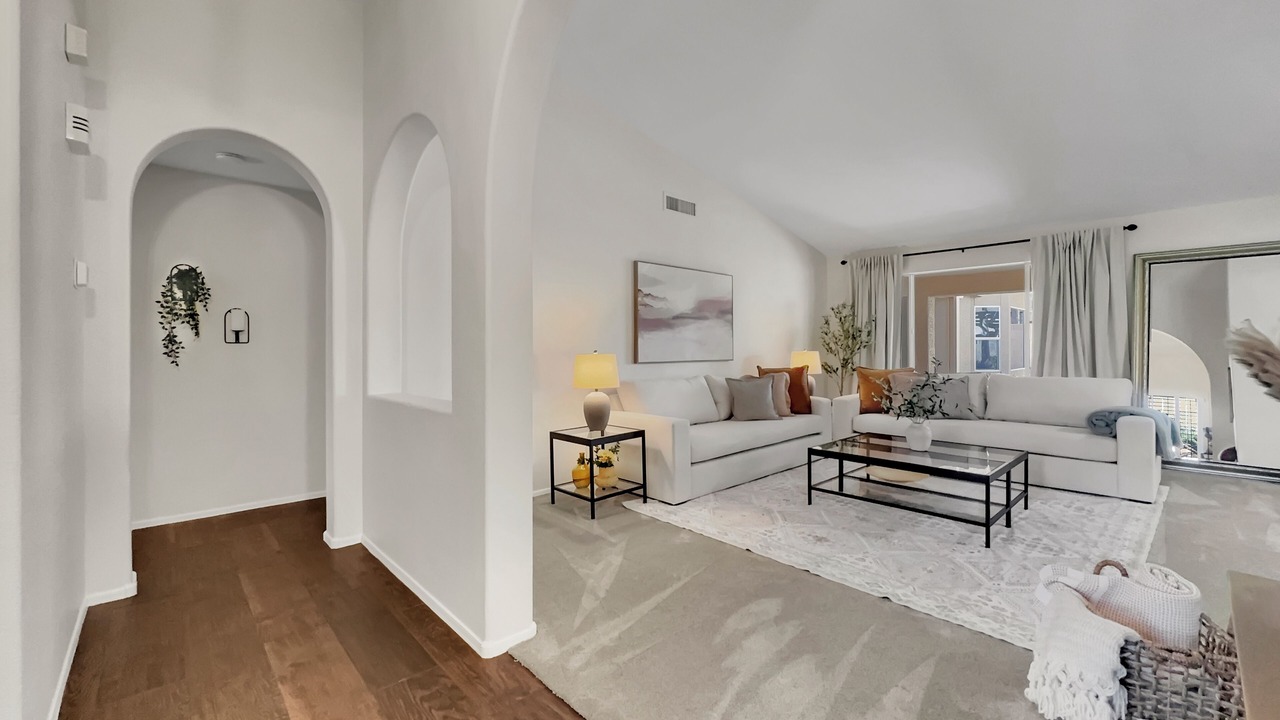 Photo of Livingroom in Oakwood