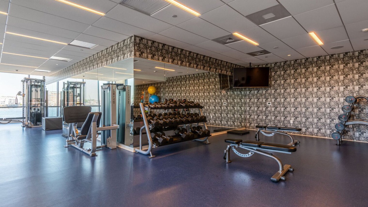 Photo of Others in Central-Maverick Square - Paris Street