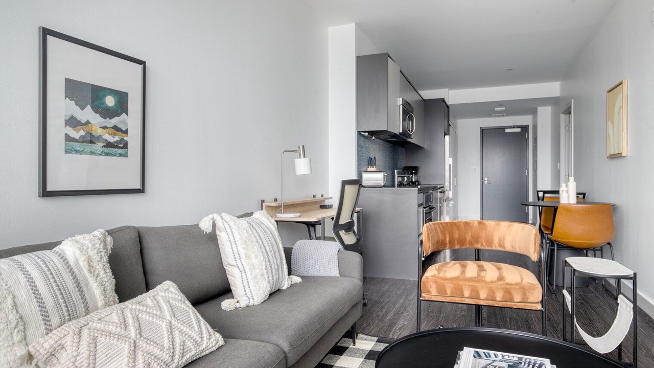 Photo of Livingroom in Central-Maverick Square - Paris Street