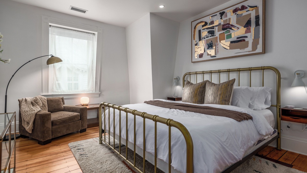 Photo of Bedroom in Federal Hill