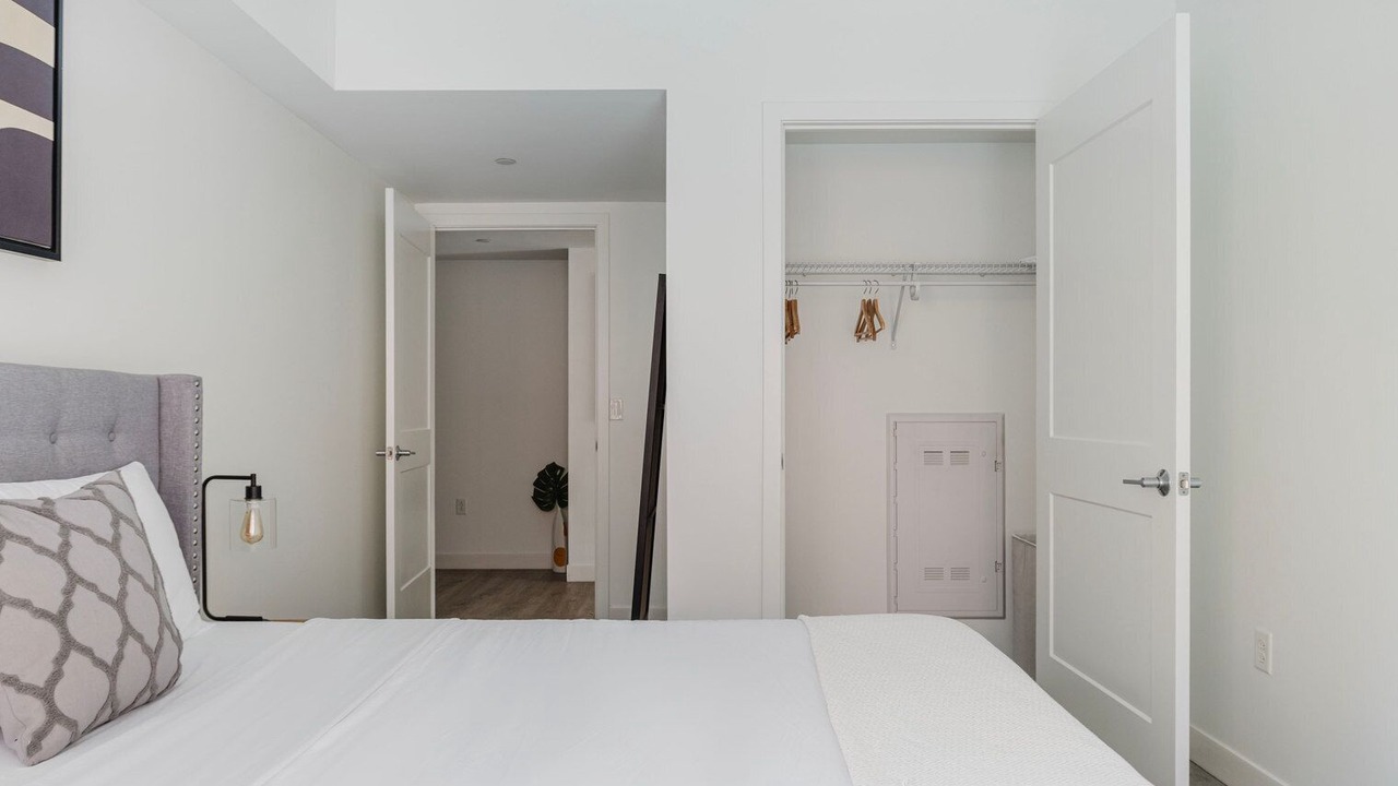 Photo of Bedroom in Central Square
