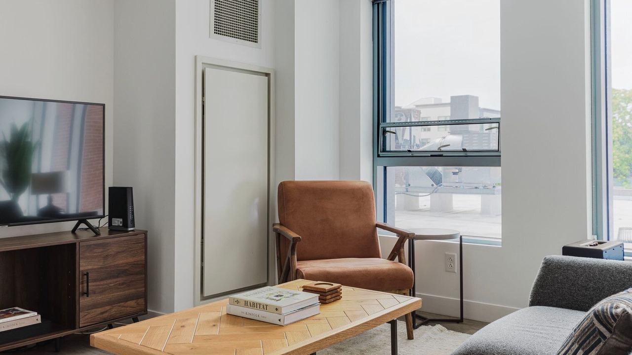 Photo of Livingroom in Central Square