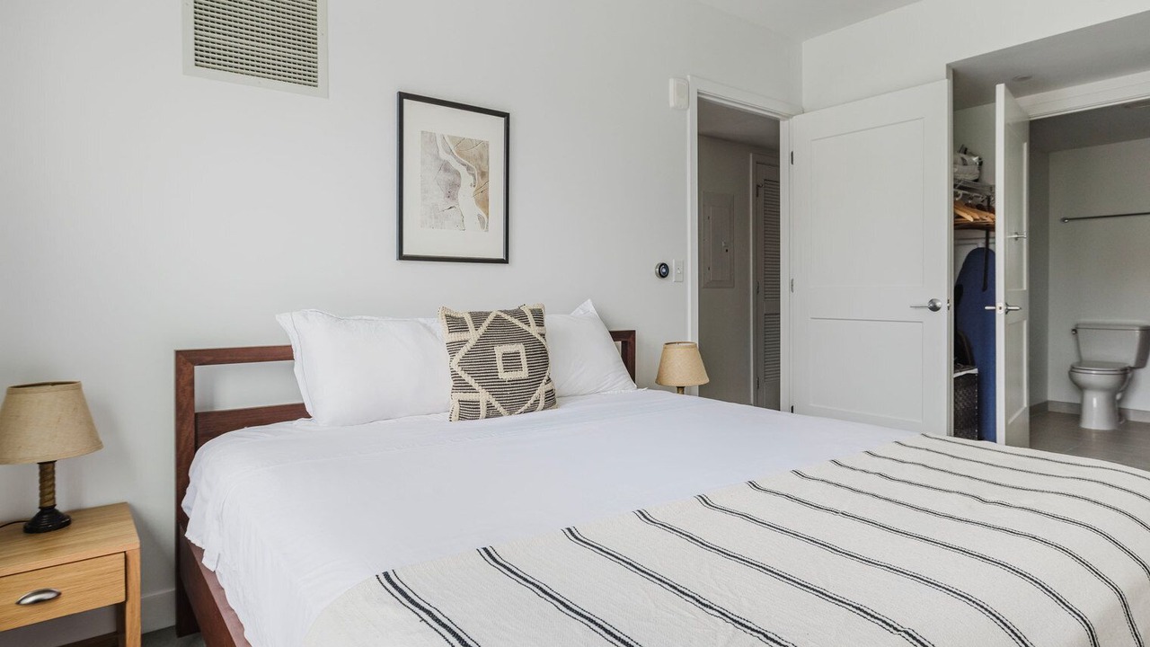 Photo of Bedroom in Central Square