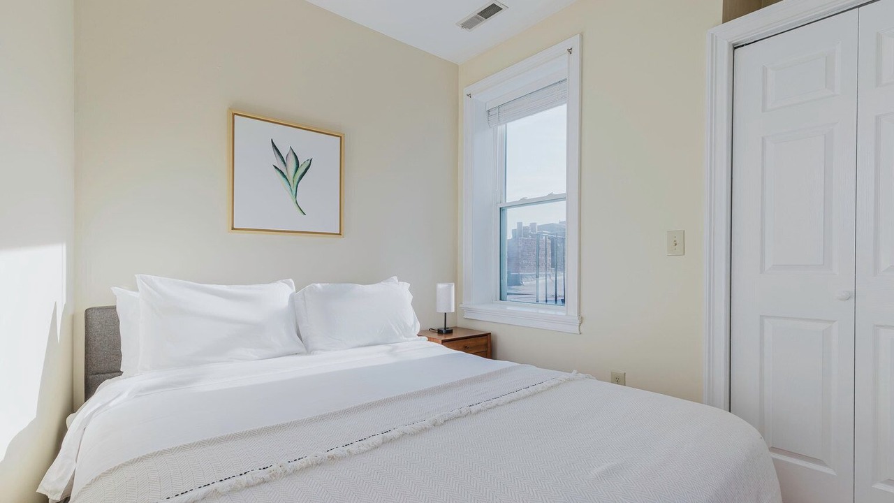 Photo of Bedroom in North End