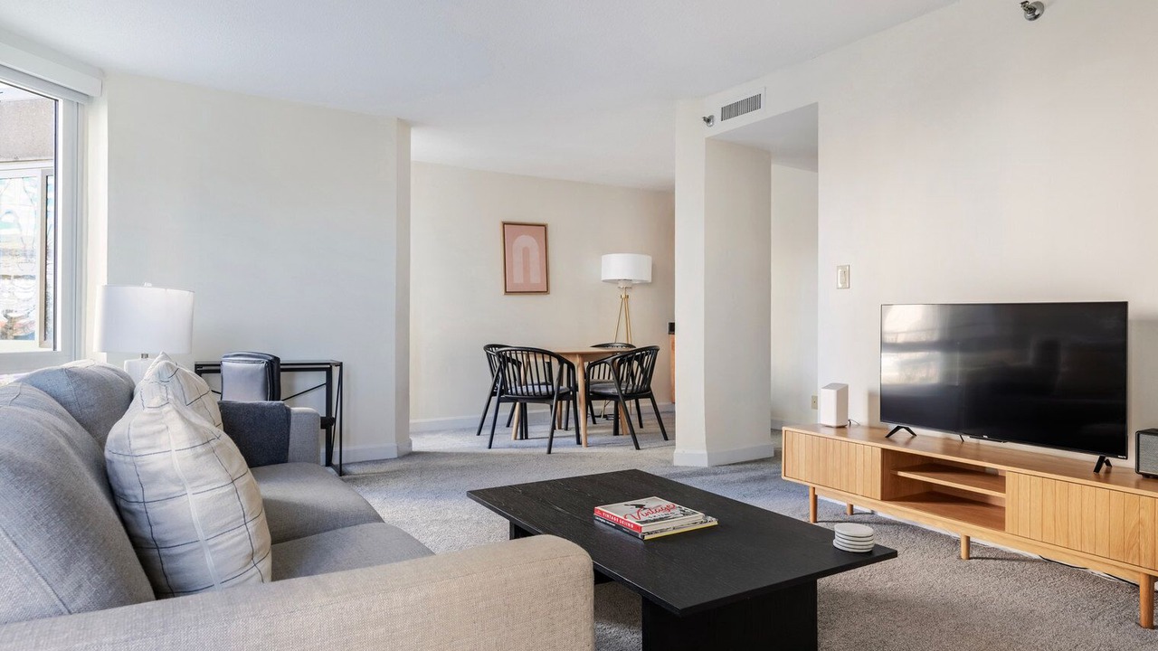 Photo of Livingroom in Prudential - St. Botolph