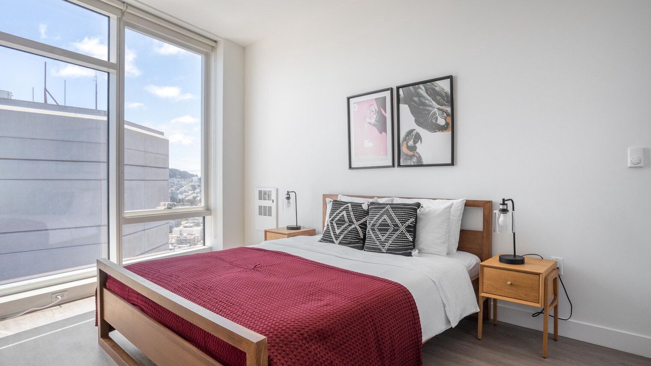 Photo of Bedroom in Downtown San Francisco