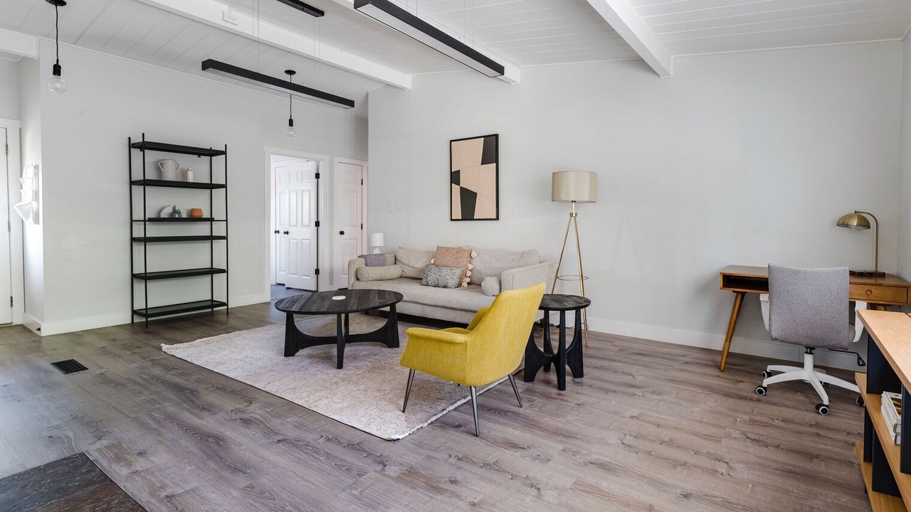 Photo of Livingroom in East San Mateo