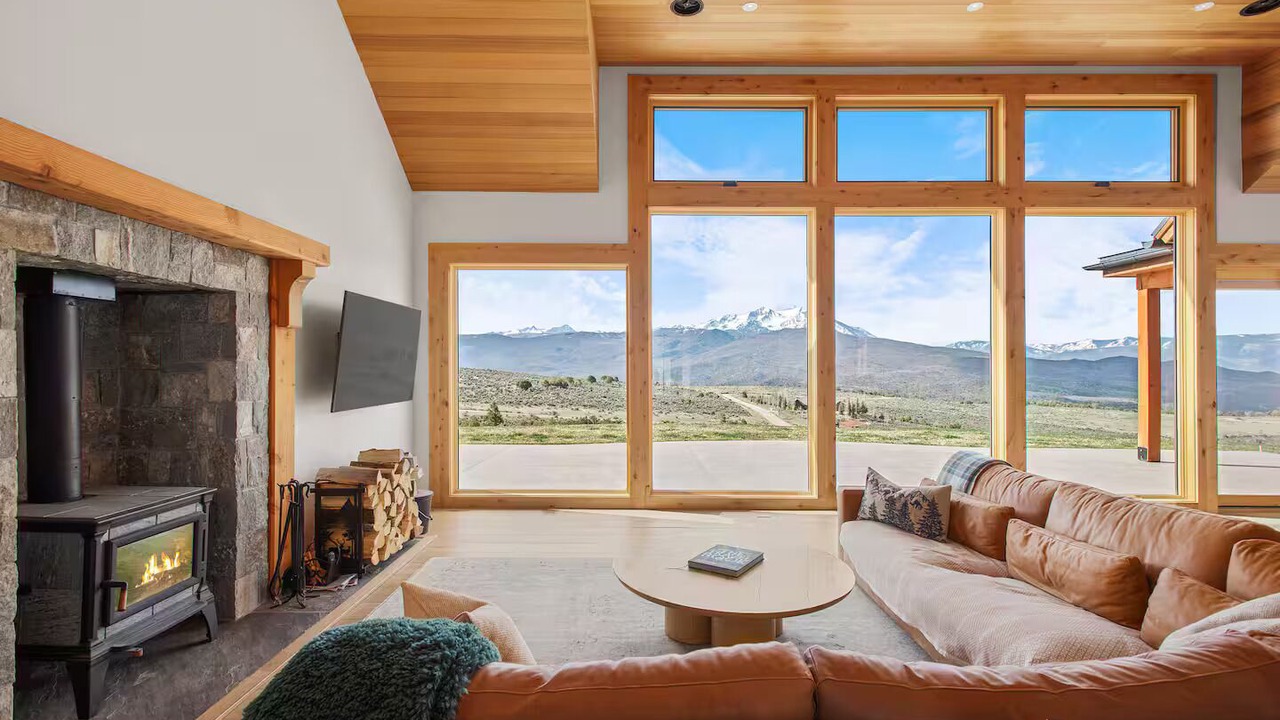 Photo of Livingroom in Missouri Heights