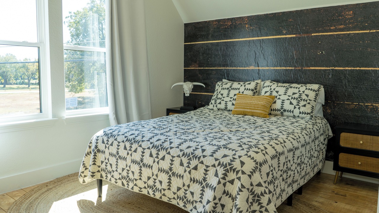 Photo of Bedroom in Saint Jo