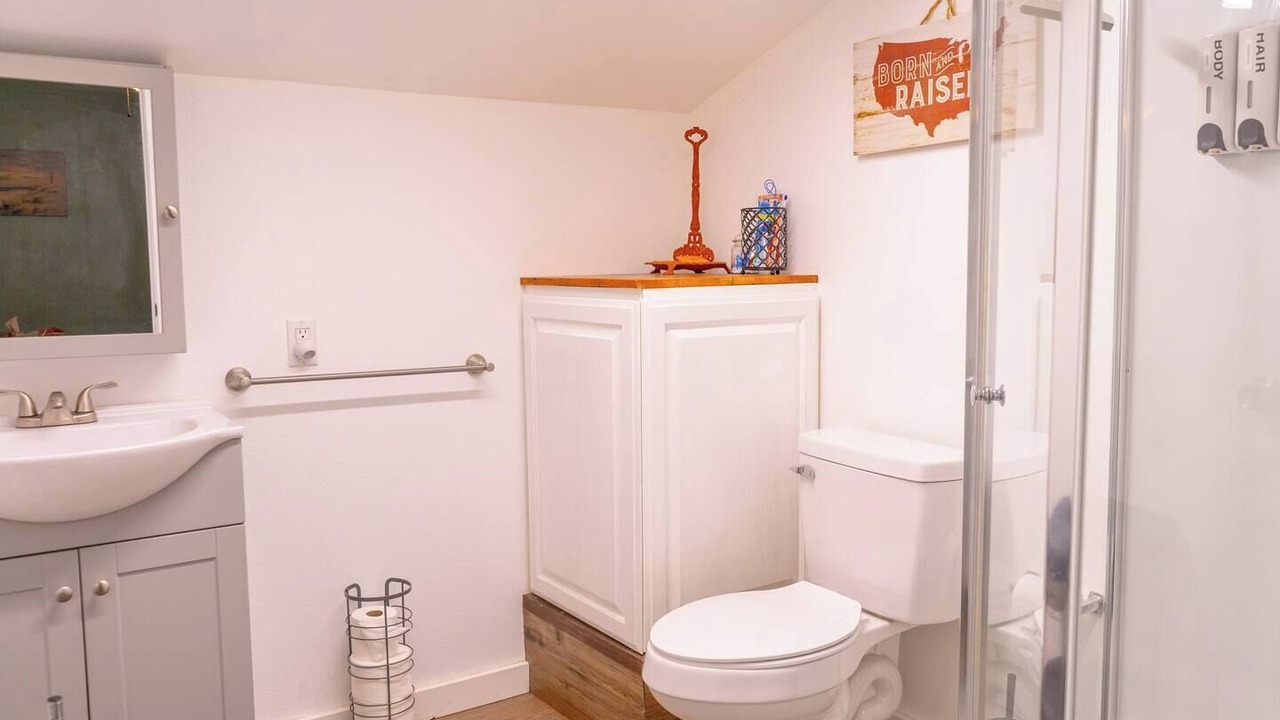 Photo of Bathroom in Saint Jo