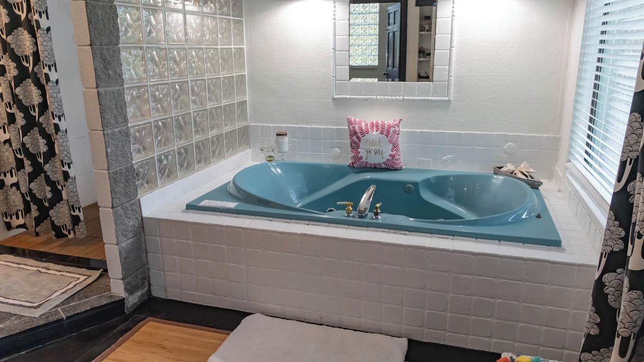 Photo of Bathroom in Nocona