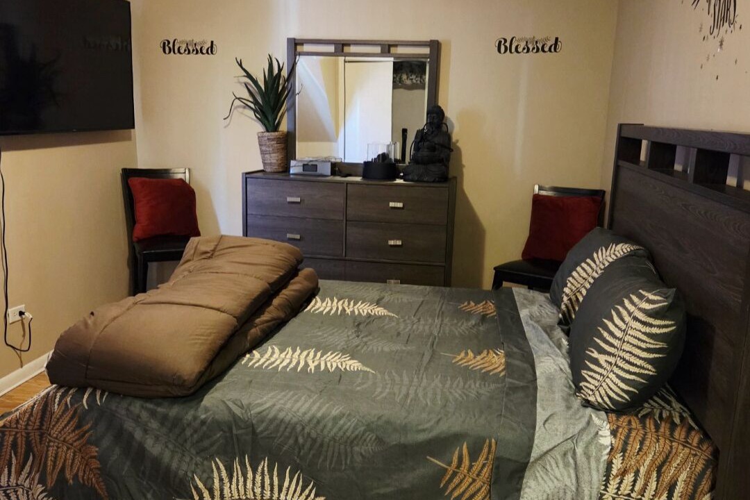 Photo of Bedroom in Calumet Park