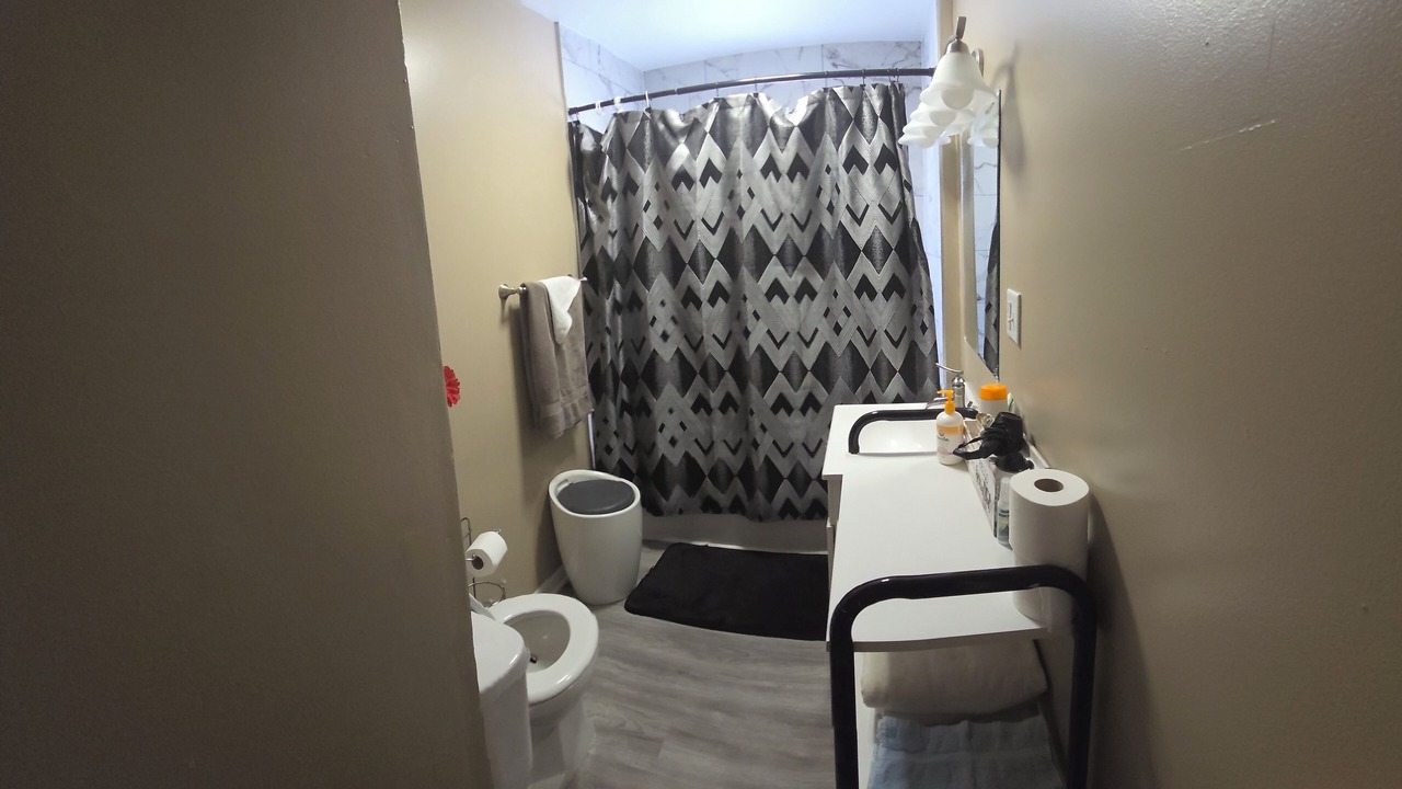 Photo of Bathroom in Calumet Park