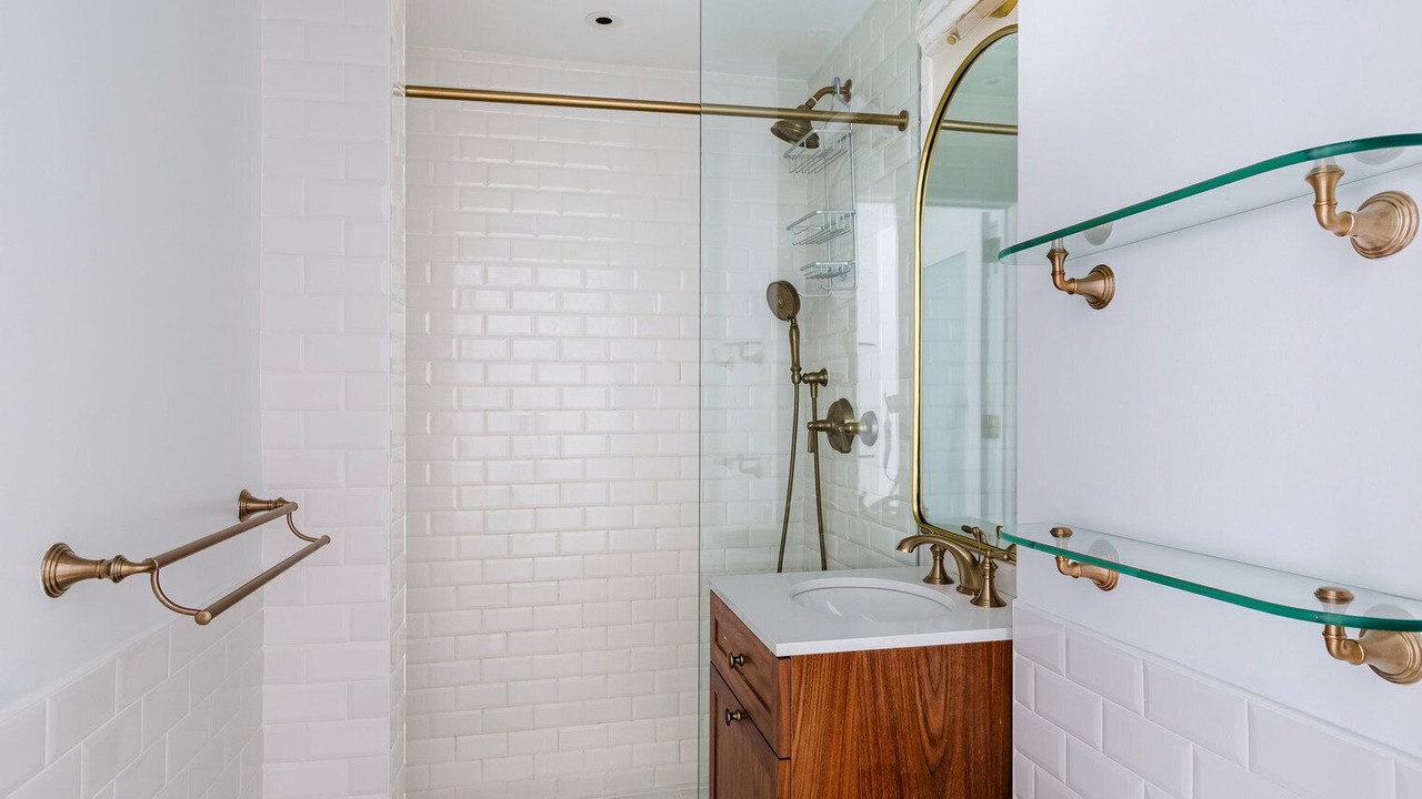 Photo of Bathroom in Lincoln Square