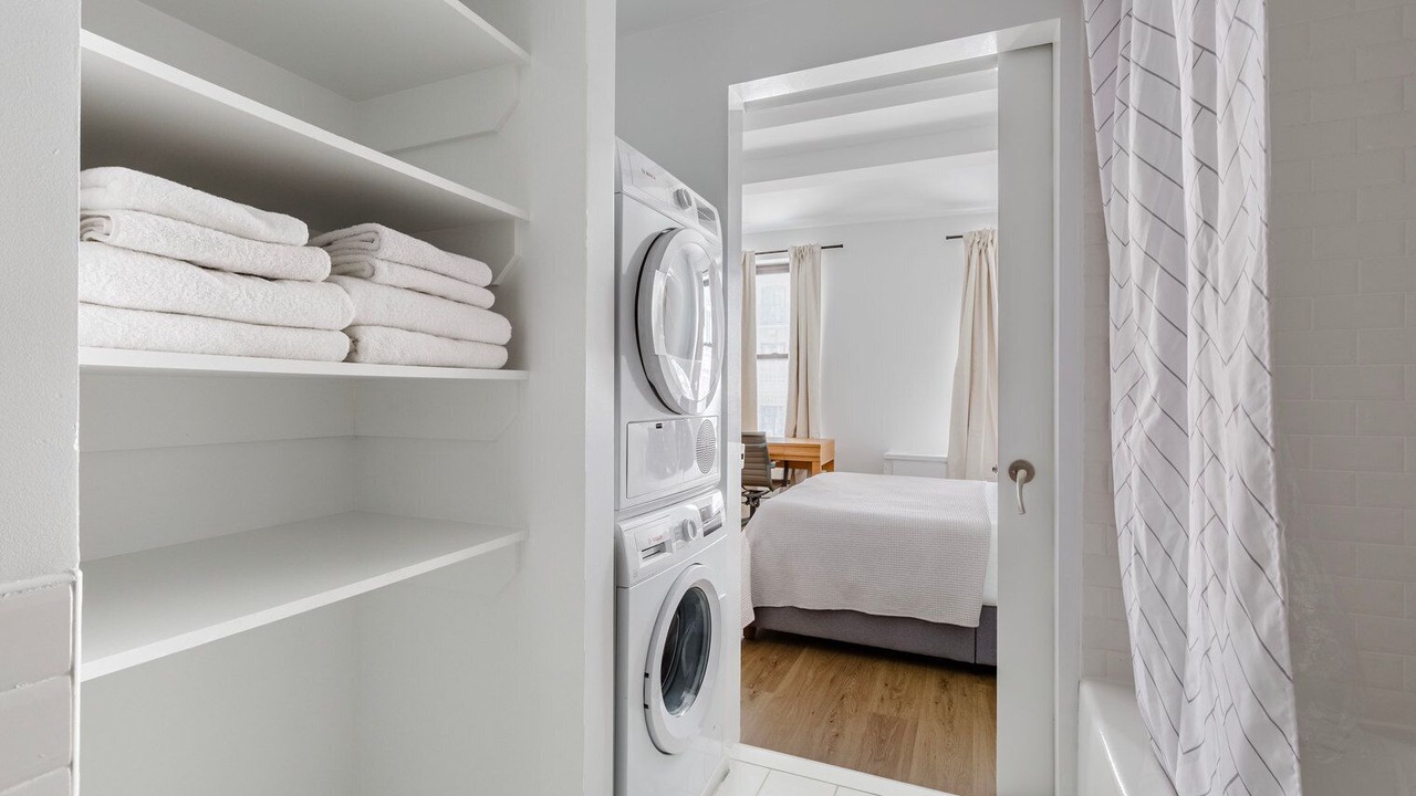 Photo of Others in Lincoln Square