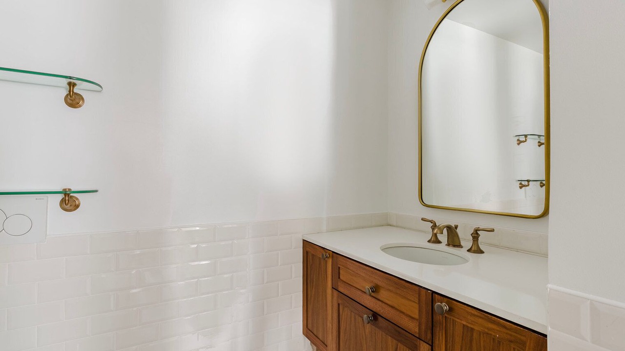 Photo of Bathroom in Lincoln Square