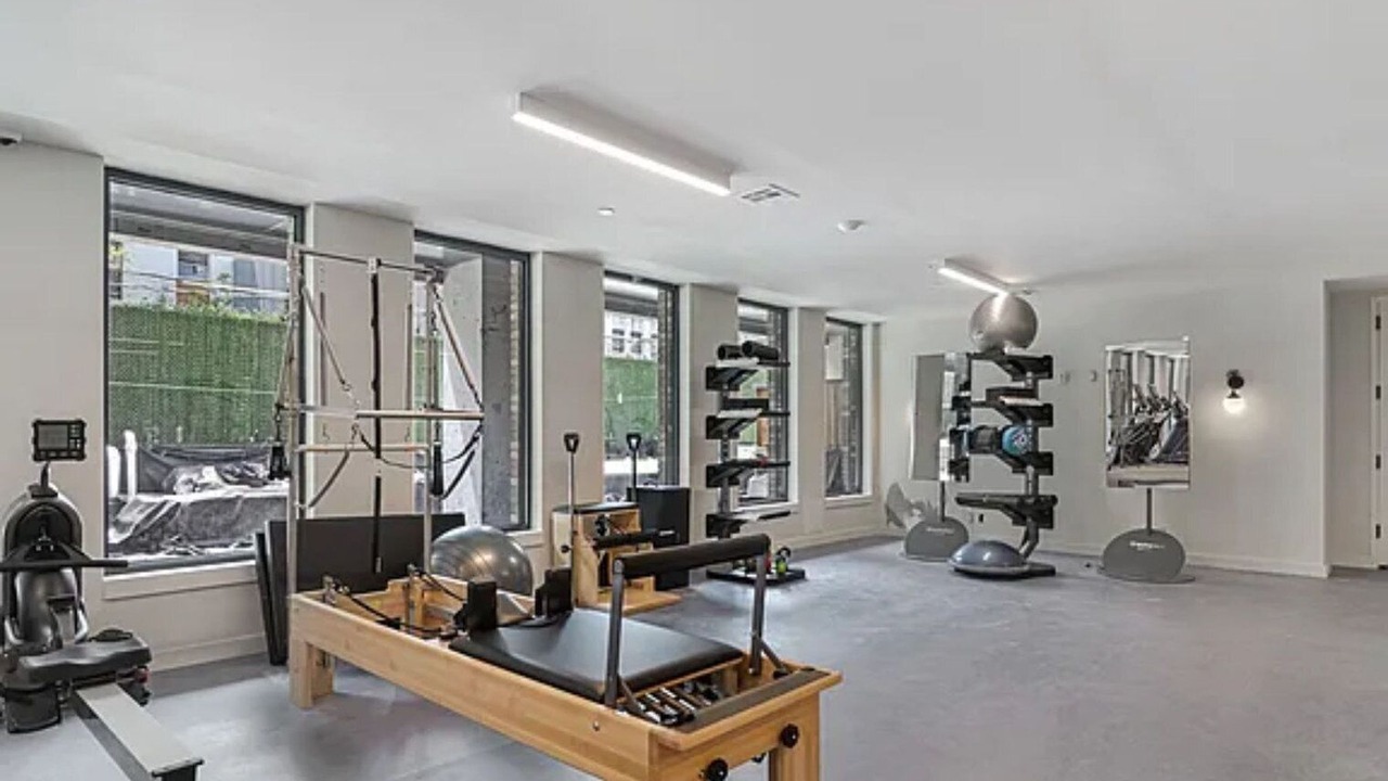 Photo of Others in Williamsburg