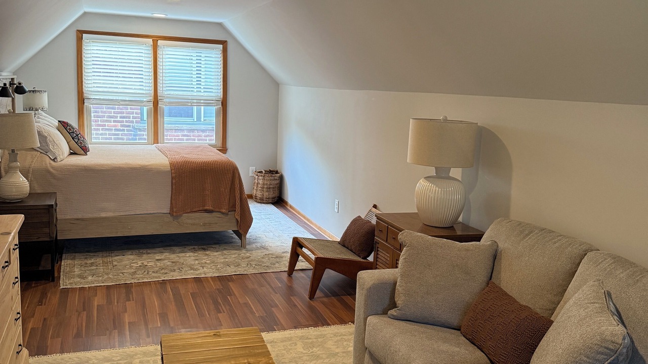 Photo of Livingroom in Dearborn