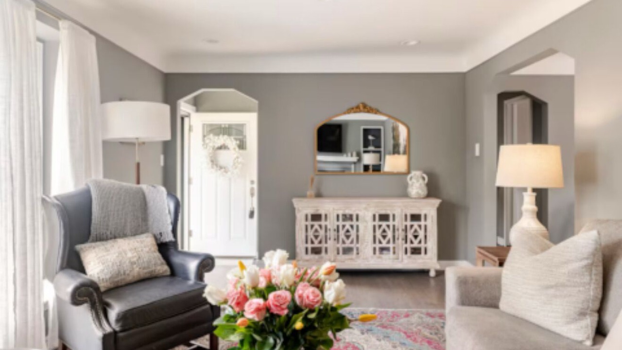 Photo of Livingroom in Dearborn