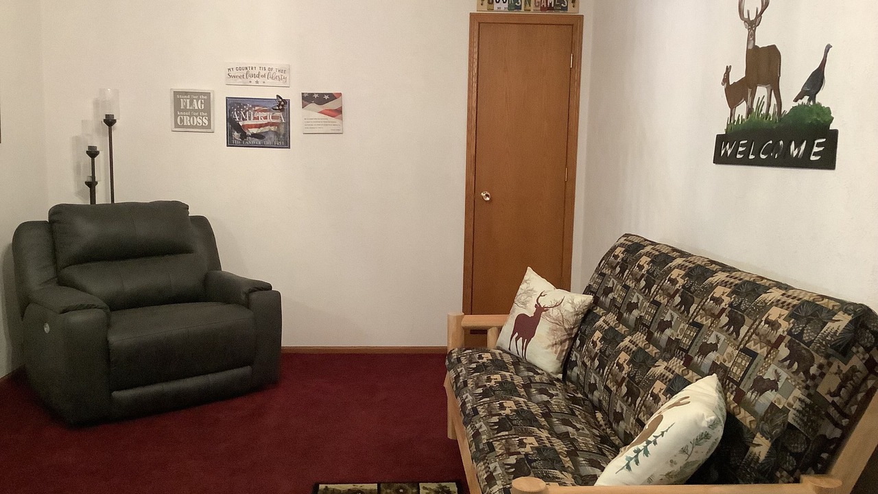 Photo of Livingroom in Troy Mills