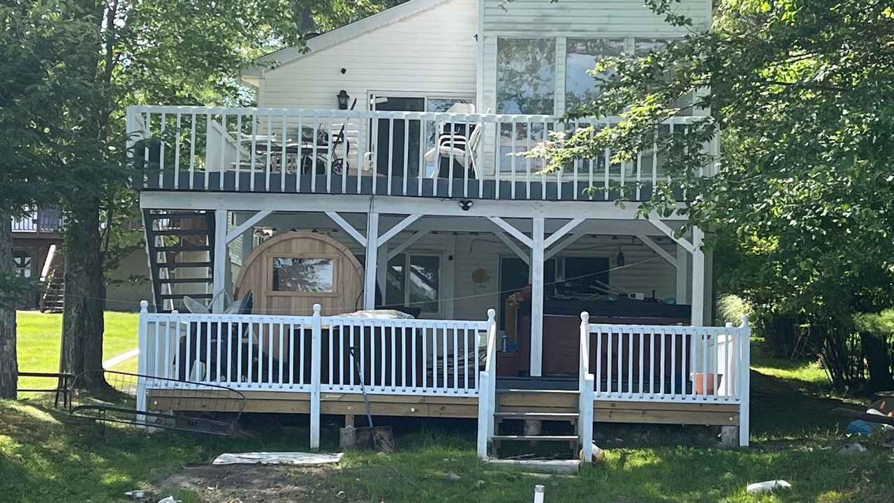 Photo of Others in Monticello