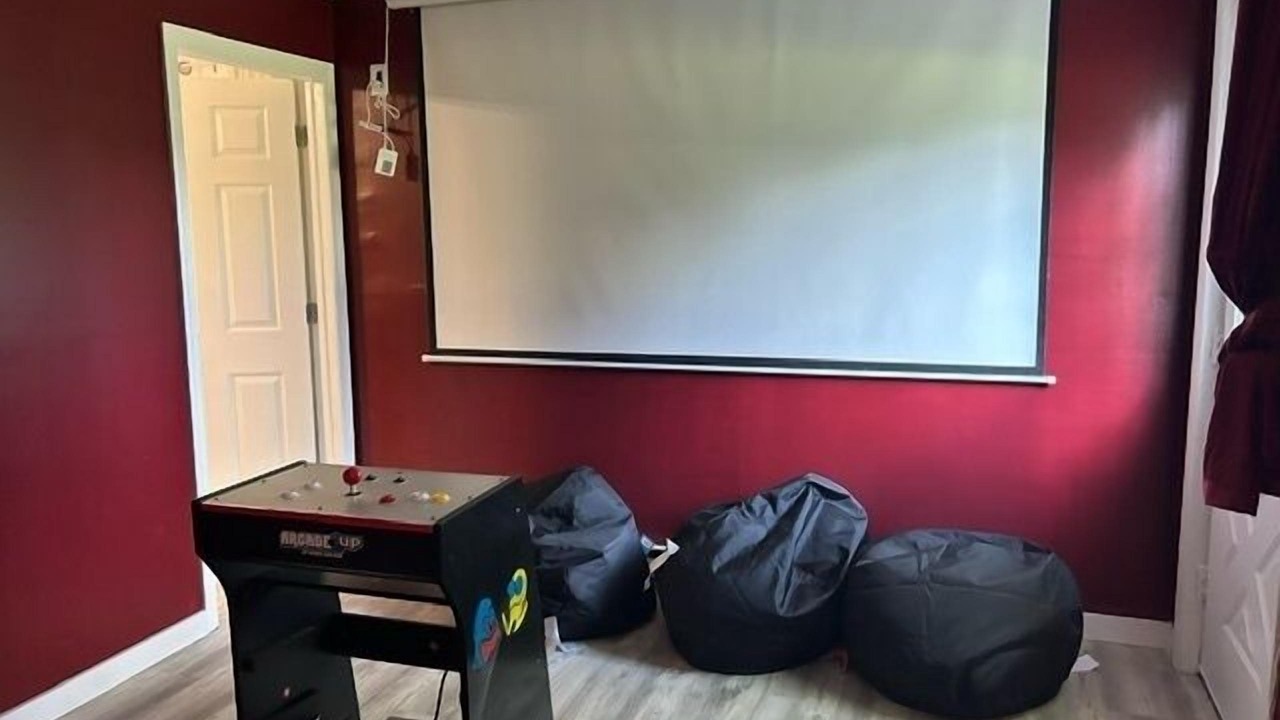 Photo of Others in Monticello