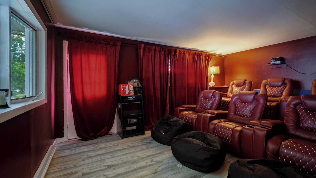 Photo of Others in Monticello