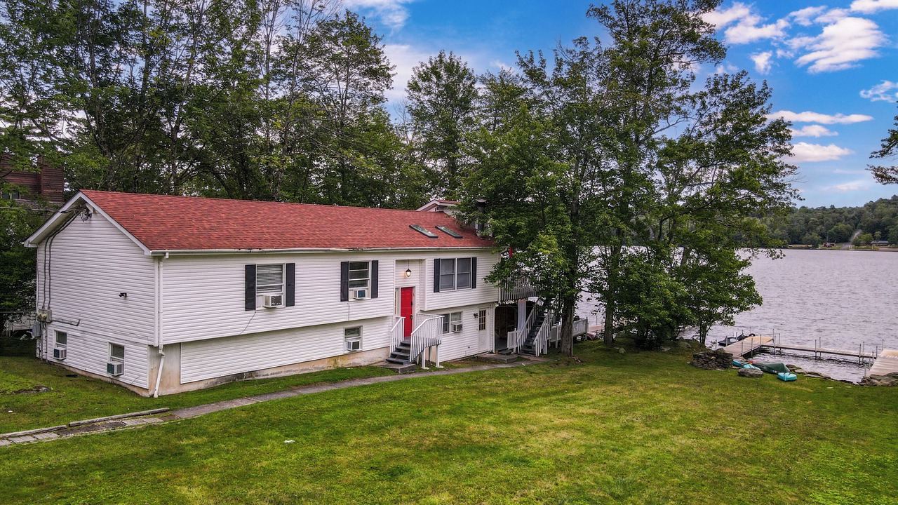 Photo of Others in Monticello