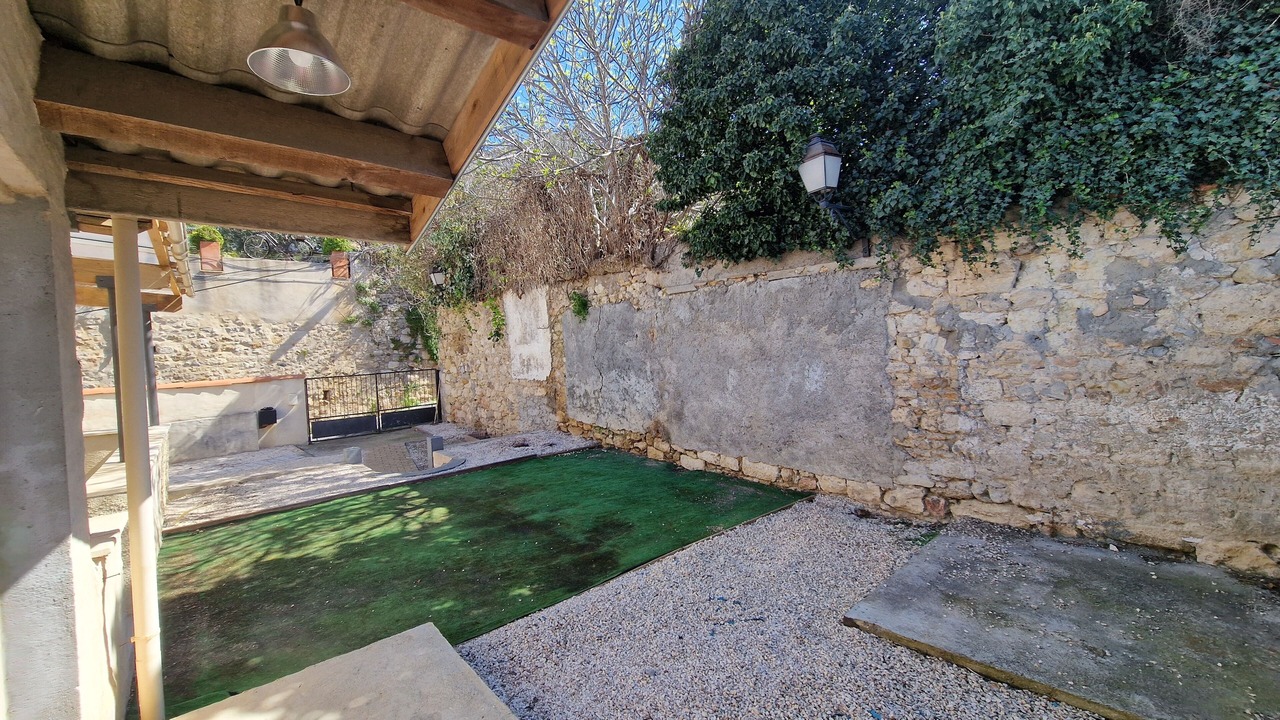 Photo of Outdoor in Magalas