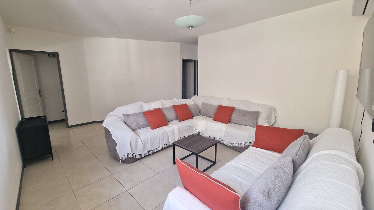 Photo of Livingroom in Magalas