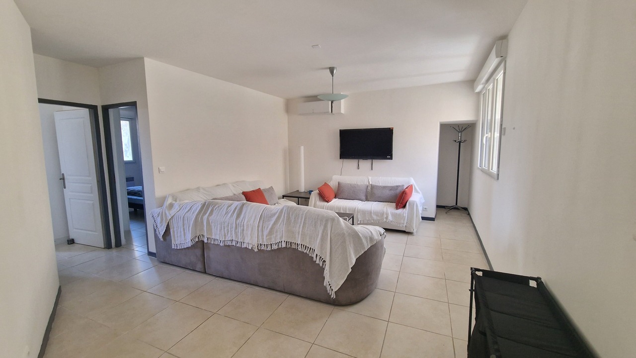 Photo of Livingroom in Magalas