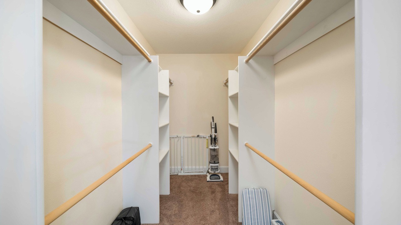 Photo of Others in Sunnyside