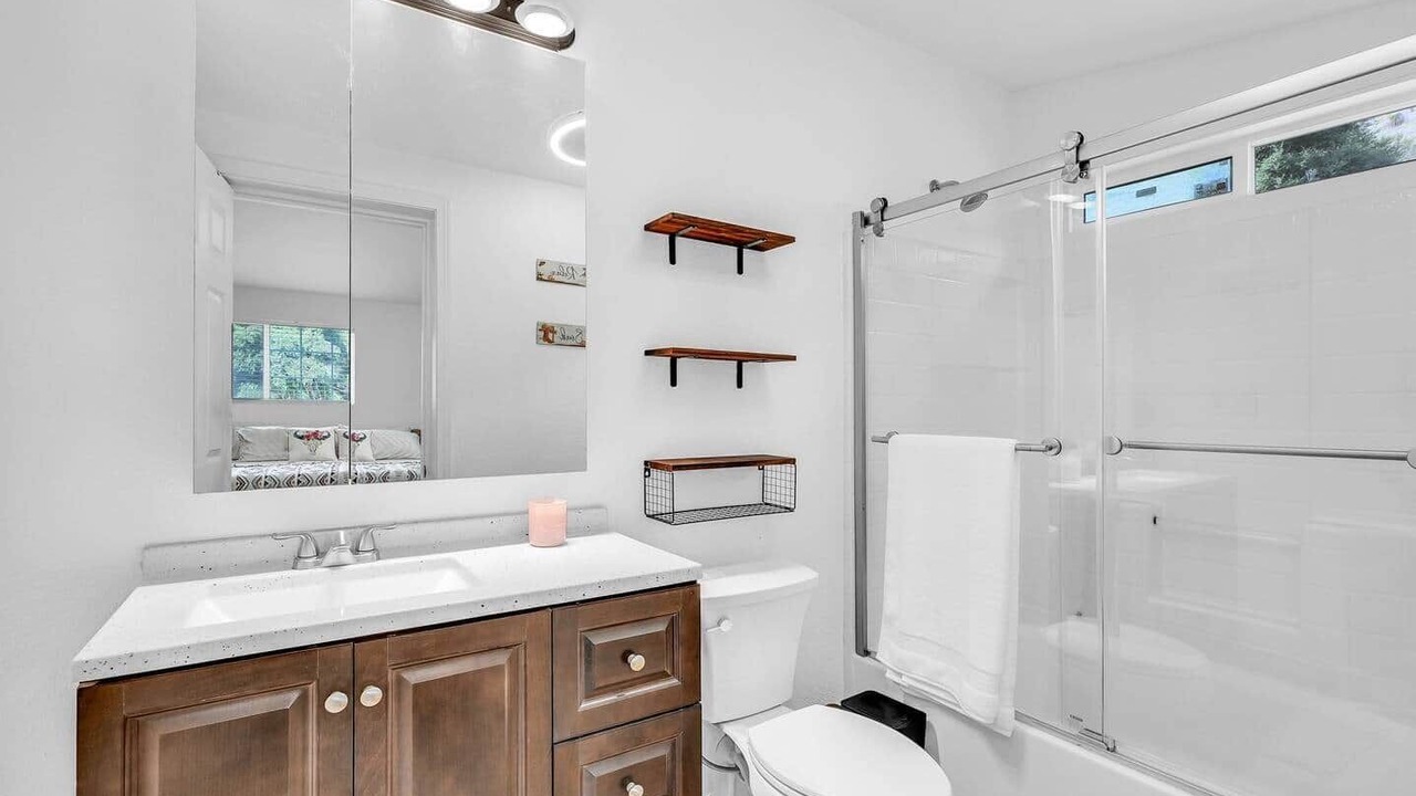 Photo of Bathroom in Castro Valley