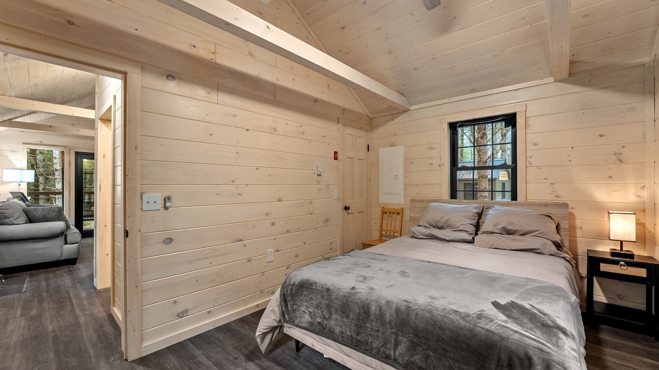 Photo of Bedroom in Monson