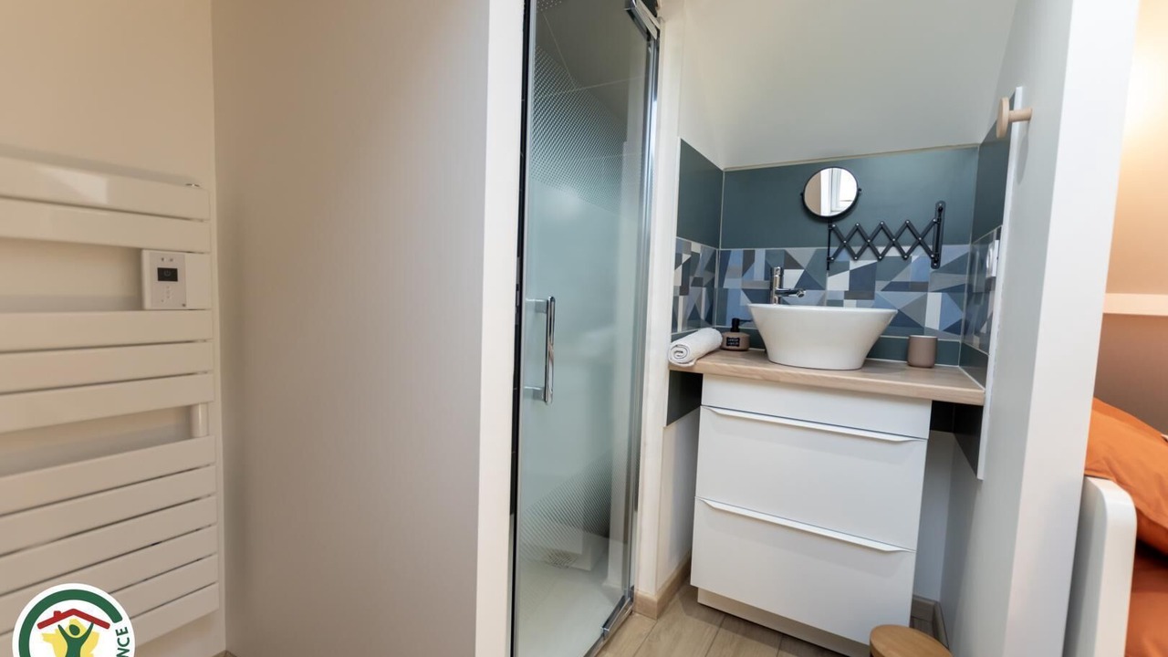 Photo of Bathroom in Vauchamps