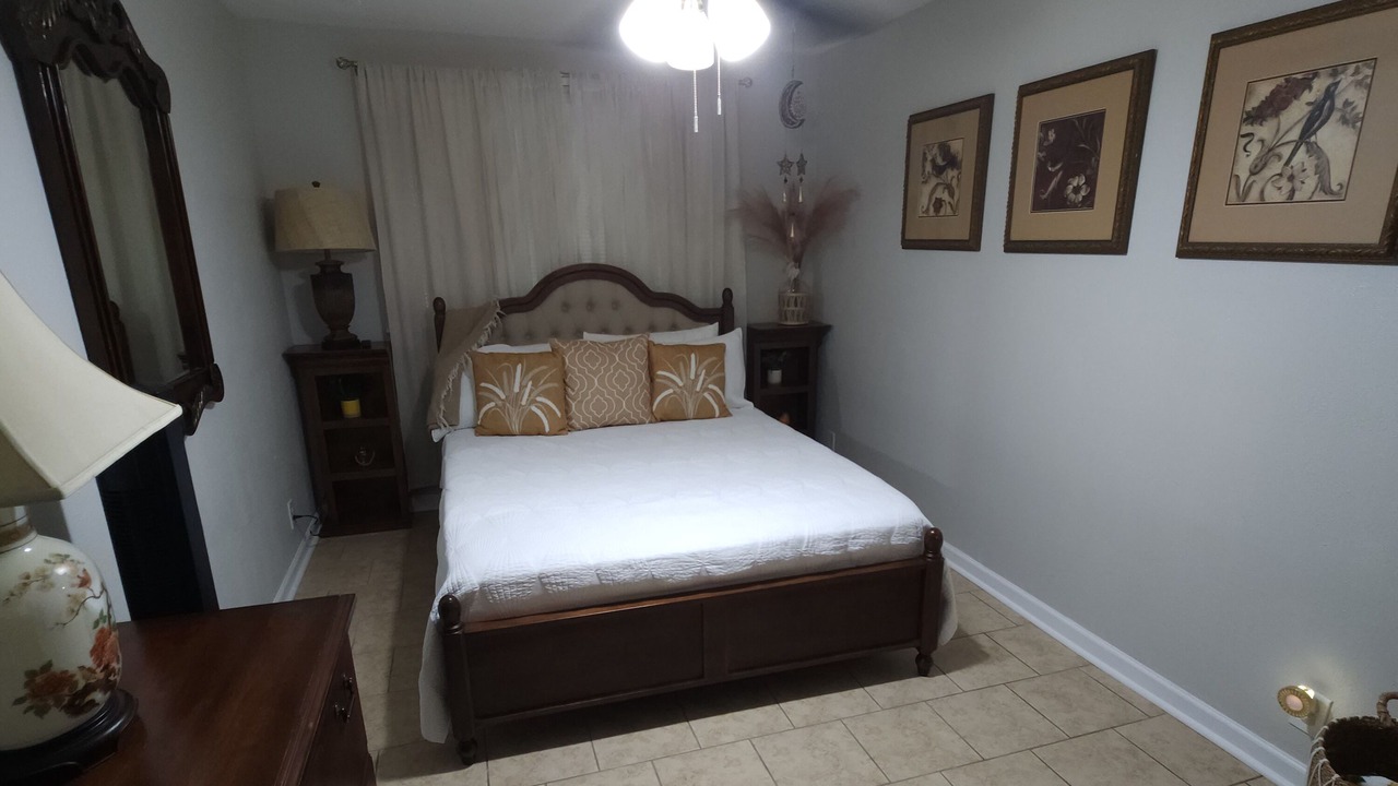 Photo of Bedroom in North Shore