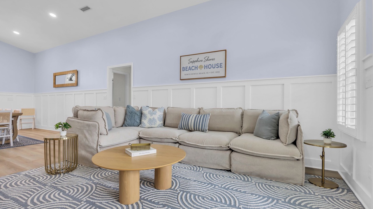 Photo of Livingroom in Ocean Drive