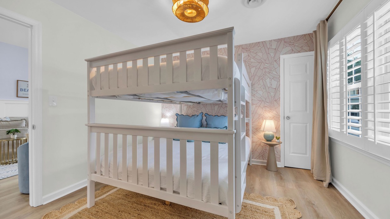 Photo of Bedroom in Ocean Drive