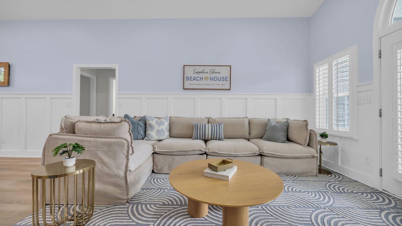 Photo of Livingroom in Ocean Drive
