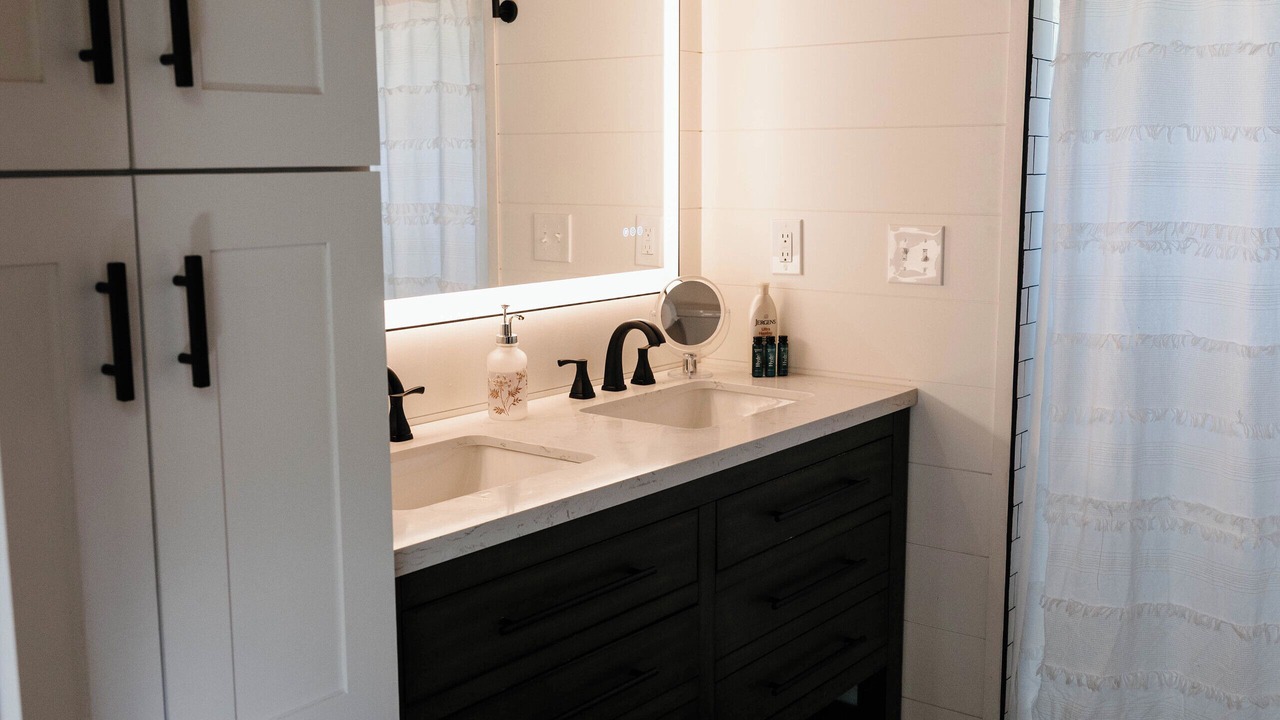 Photo of Bathroom in Cleveland