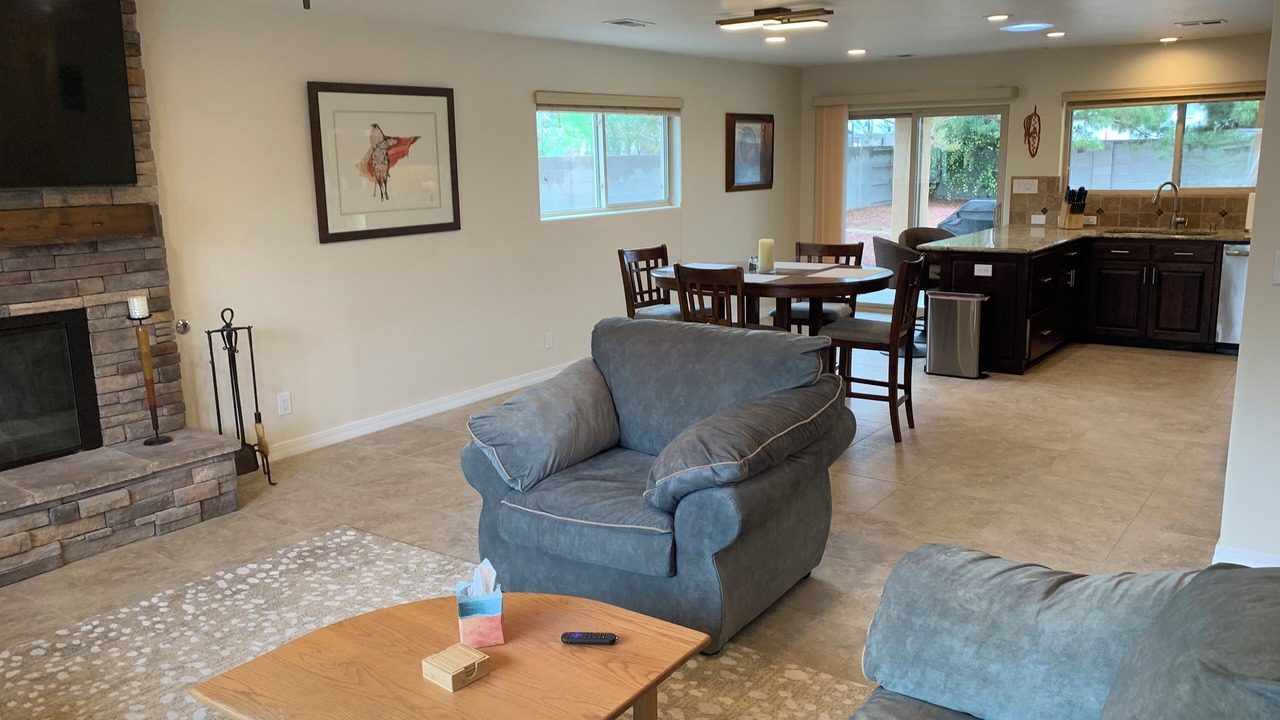 Photo of Livingroom in Rio Rancho