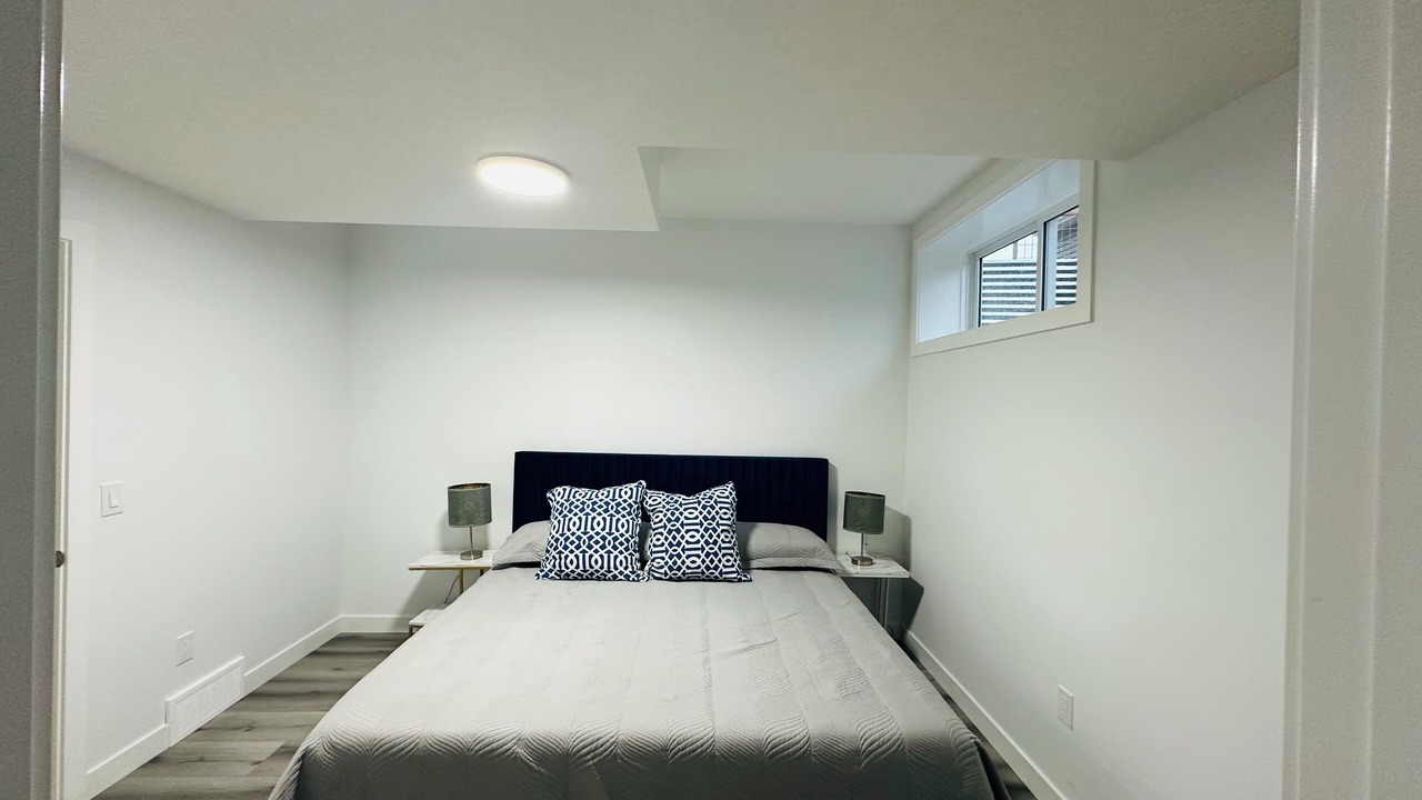 Photo of Bedroom in Evanston