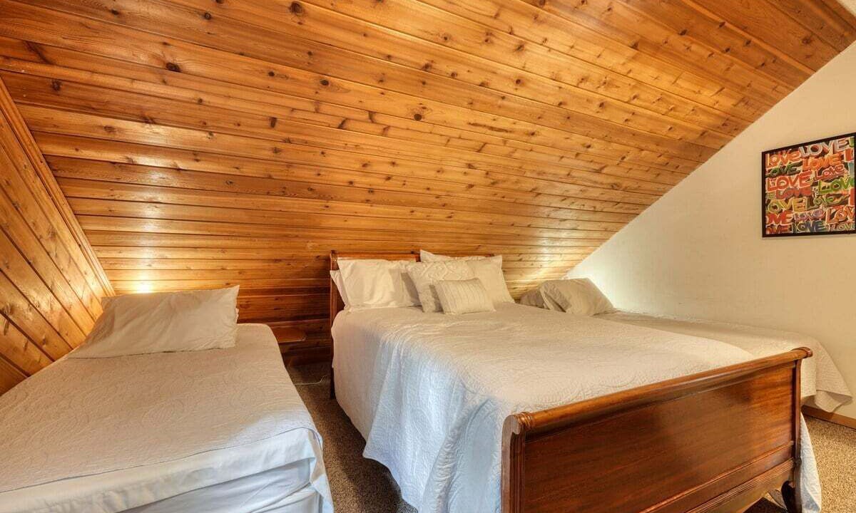 Photo of Bedroom in Young Harris