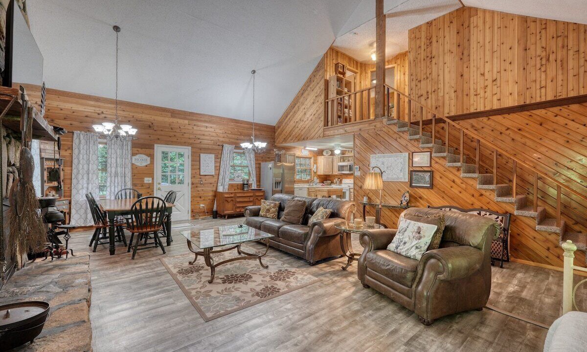 Photo of Livingroom in Young Harris
