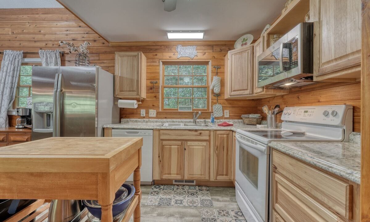Photo of Kitchen in Young Harris