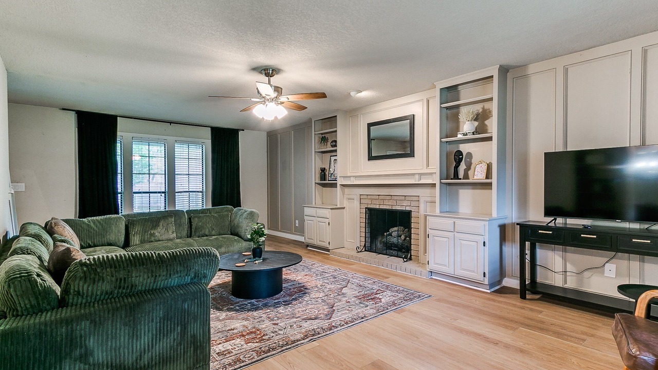 Photo of Livingroom in South Tulsa