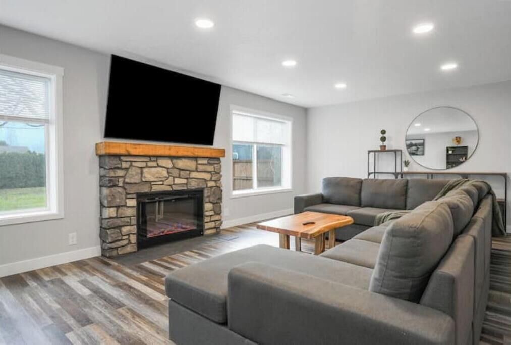 Photo of Livingroom in Salem