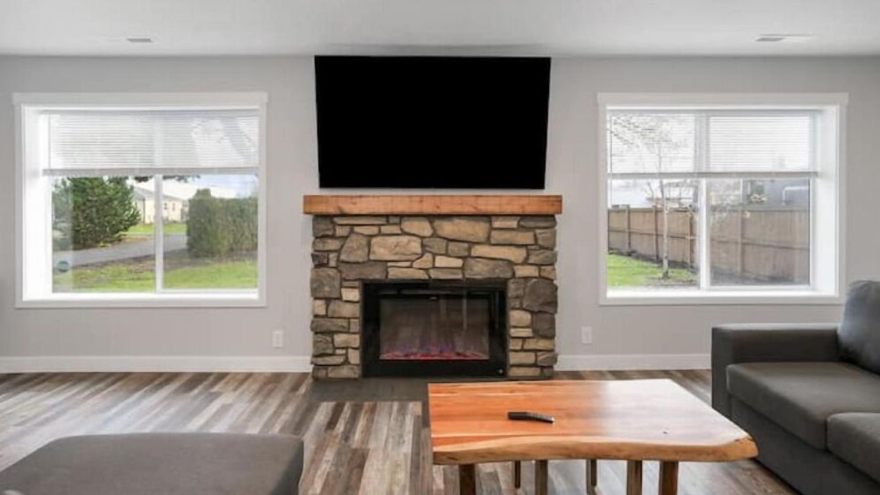 Photo of Livingroom in Salem