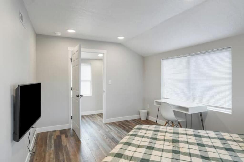 Photo of Bedroom in Salem