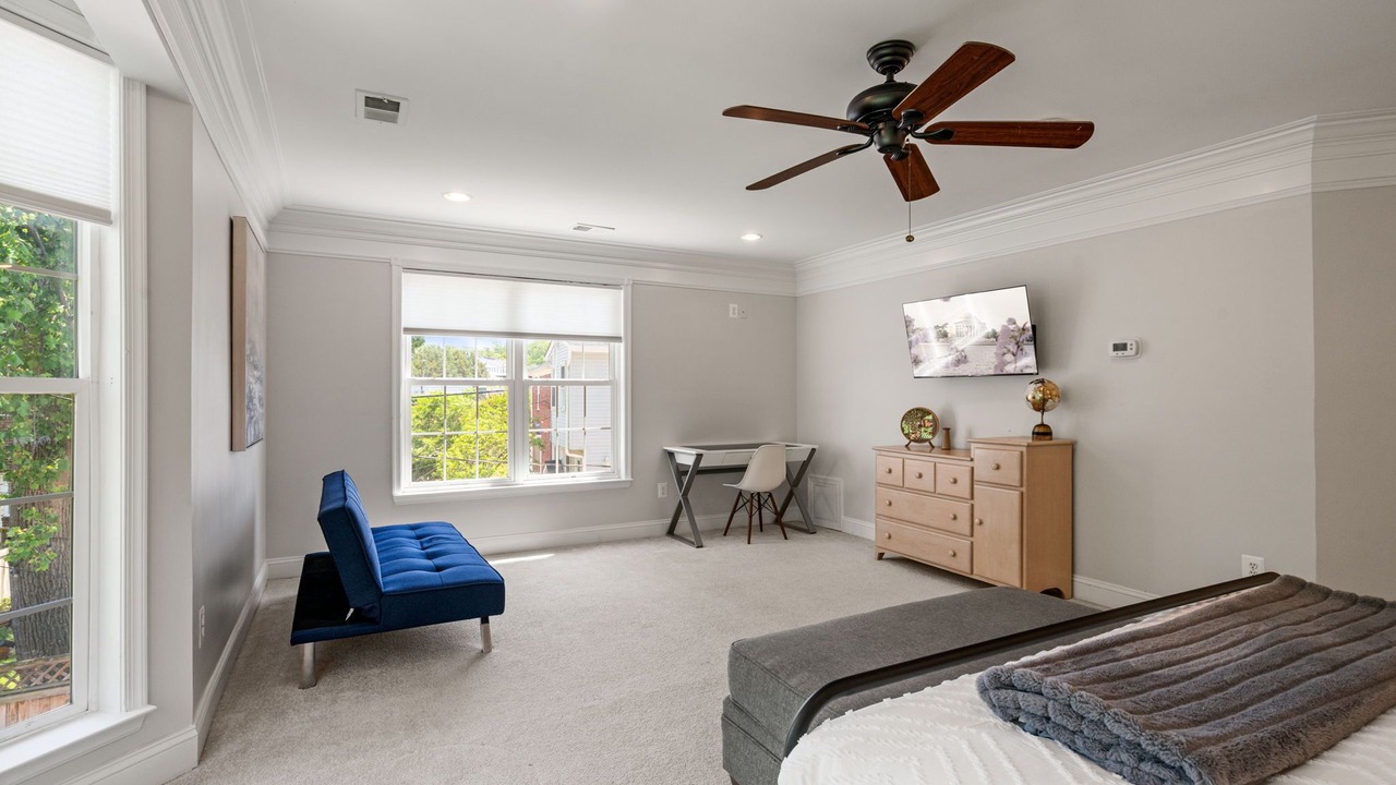 Photo of Bedroom in Potomac West